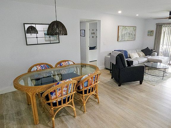 4th image of 401 Wingfoot Dr APT A