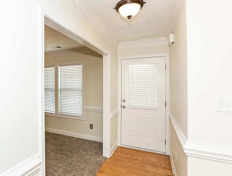 13515 Stones Landing St — Photo 2
