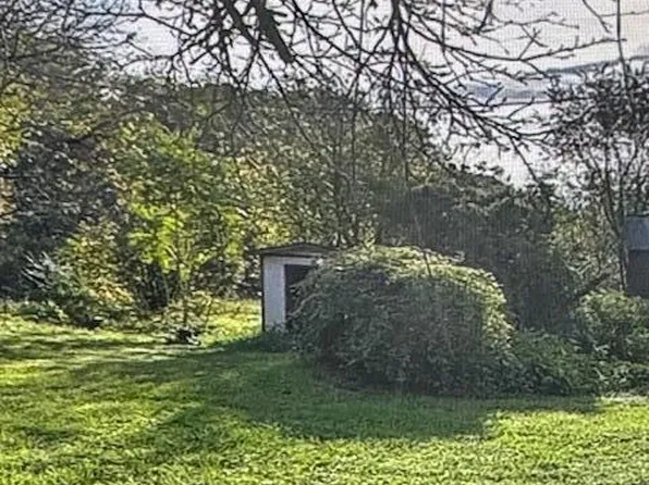 123 Jenkins Hollow Rd, Elizabethton, TN 37643