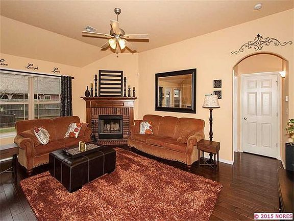 5th image of 3319 E Fairmont Pl