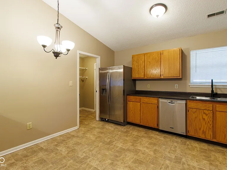 4119 Manasota Ct — Photo 7