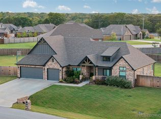 4308 S Teal Ridge Dr, Sand Springs, OK 74063