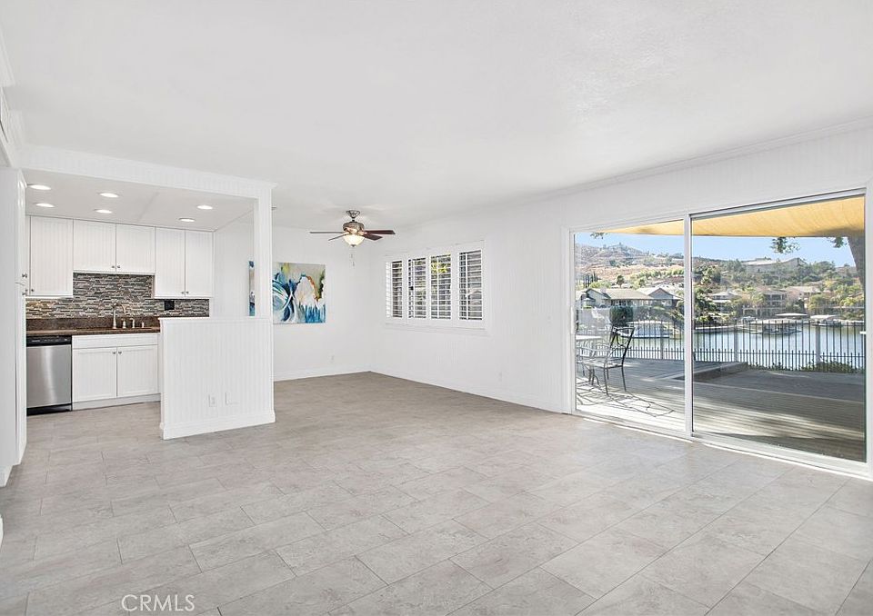 1st image of 24319 N Canyon Lake North Dr #1