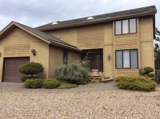 1 Harbour Ln, Margate, NJ 08402