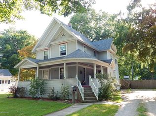 737 5th Ave, Lake Odessa, MI