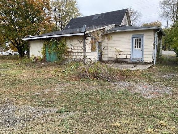 3rd image of 4031 W State Road 32