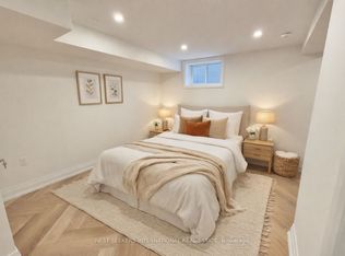 1314 Roylen Rd, Oakville, ON L6H 1V4