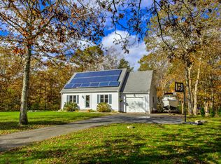 10 Windsong Rd, Forestdale, MA 02644