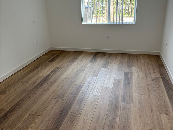 5th image of 139 N Lamer St #101
