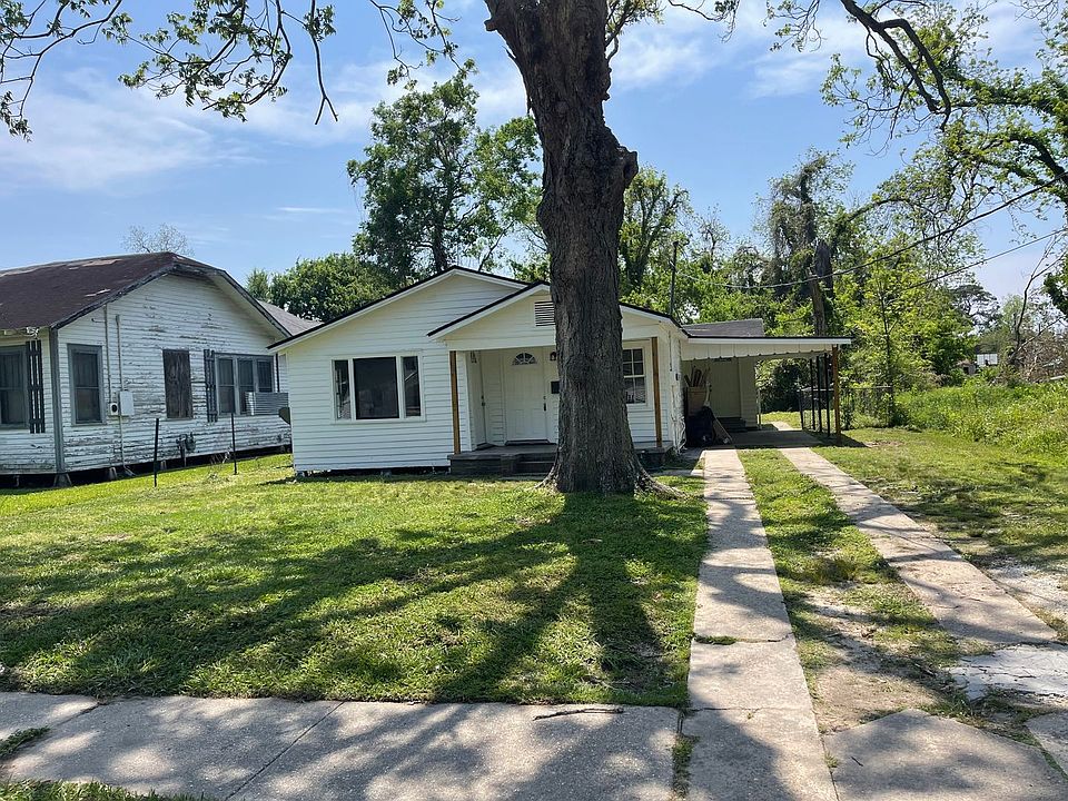 1st image of 510 Pershing Ave