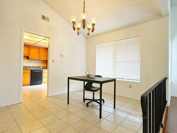 5th image of 3420 Bernadette Ct APT A