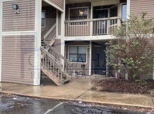 8 Towne Park Ct APT 10, Little Rock, AR 72227