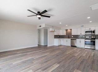 8304 N 55th Avenue, Glendale, AZ 85302