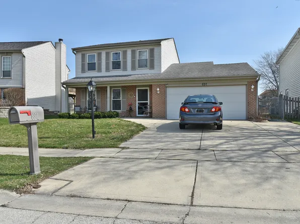 691 Briarwood Ln, Roselle, IL 60172