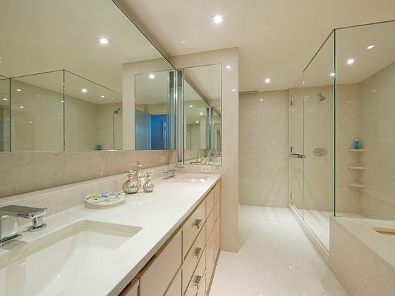 5th image of 170 E End Ave APT 15B