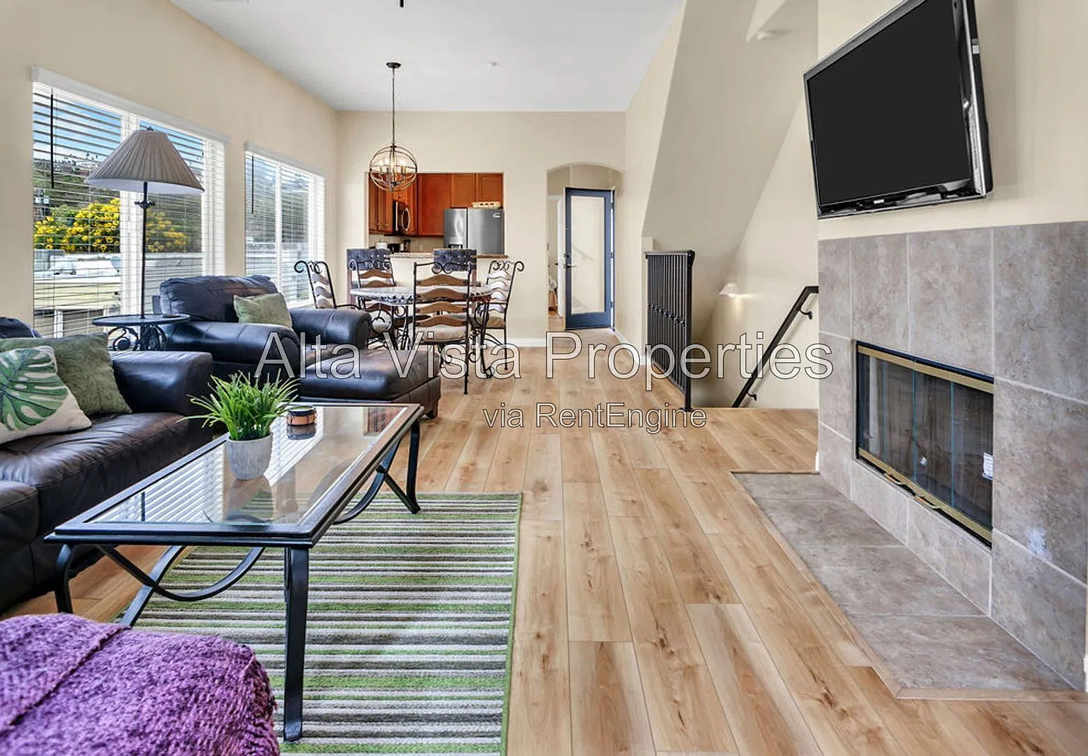 3 bed, 3.0 bath, 1380 sqft, $5,995 — Photo 1