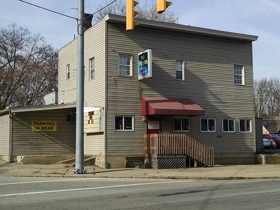 1st image of 8087 Vine St.