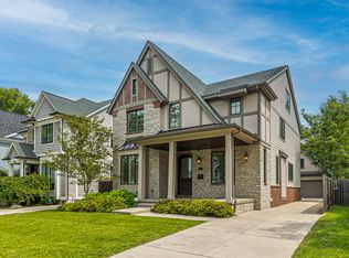 1857 Washington Blvd, Birmingham, MI 48009