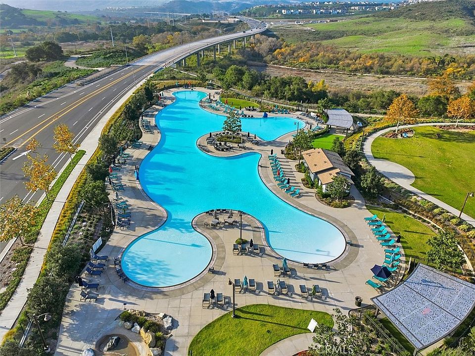 1st image of 402 Corral Ct