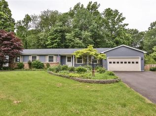 1 Meeting House Rd, Fairport, NY 14450