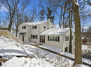 624 Orchard Hill Dr, Pittsburgh, PA 15238