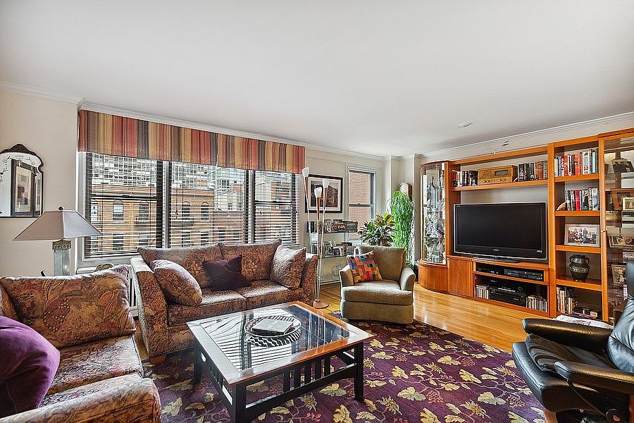 1st image of 333 E 34th St APT 7L