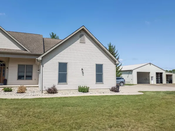 8580 Marr Hwy, Manitou Beach, MI 49253