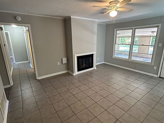 2nd image of 4751 Queensbury Ct