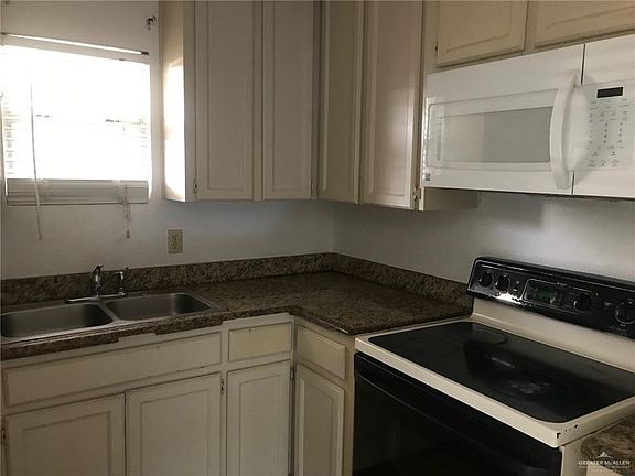5th image of 913 E Stubbs St #B