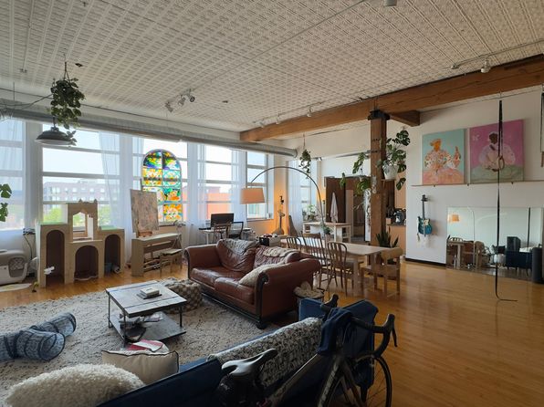 2410 W North Ave #R