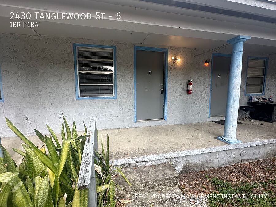 1st image of 2430 Tanglewood St #6