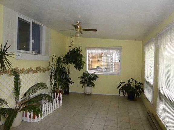 5th image of 1117 30th St W