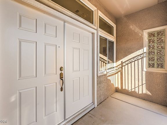 3rd image of 10612 Argents Hill Dr