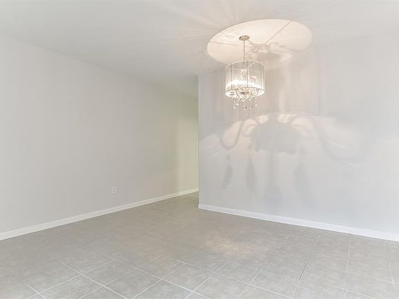 5th image of 215 Post Office St APT 905