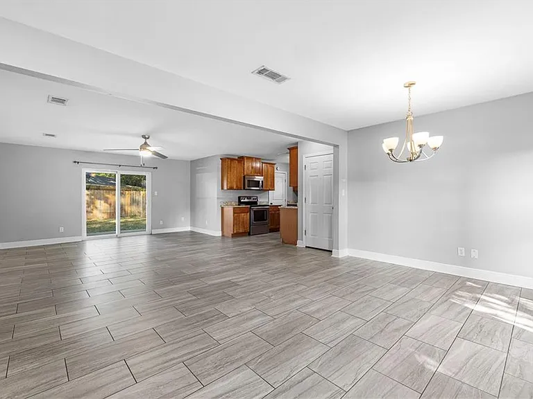 128 Dijon Dr — Photo 3