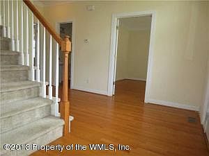 3rd image of 4024 Dunbarton Cir