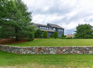 15 Campbell Rd, Middleton, MA 01949