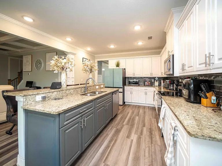 253 Prominence Dr — Photo 15
