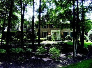 628 Grandview Ter, Franklin Lakes, NJ 07417