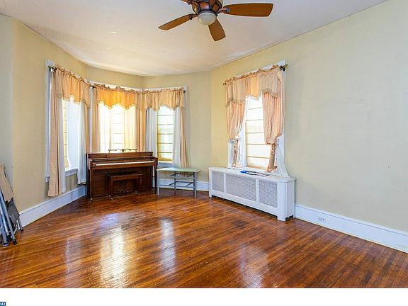 4th image of 6740 Lawnton Ave