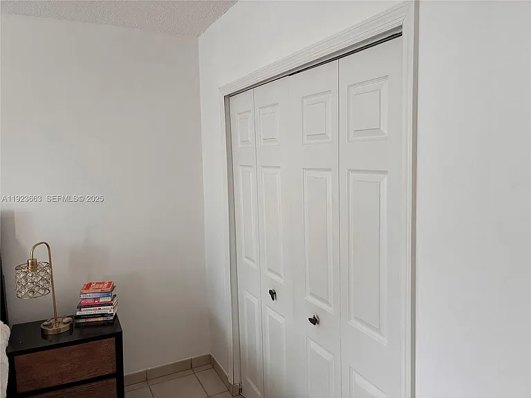 400 Kings Point Dr #1522 — Photo 14
