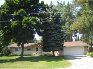 174 159th Ave, Holland, MI 49424