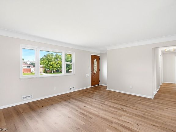 5th image of 3407 Friar Dr