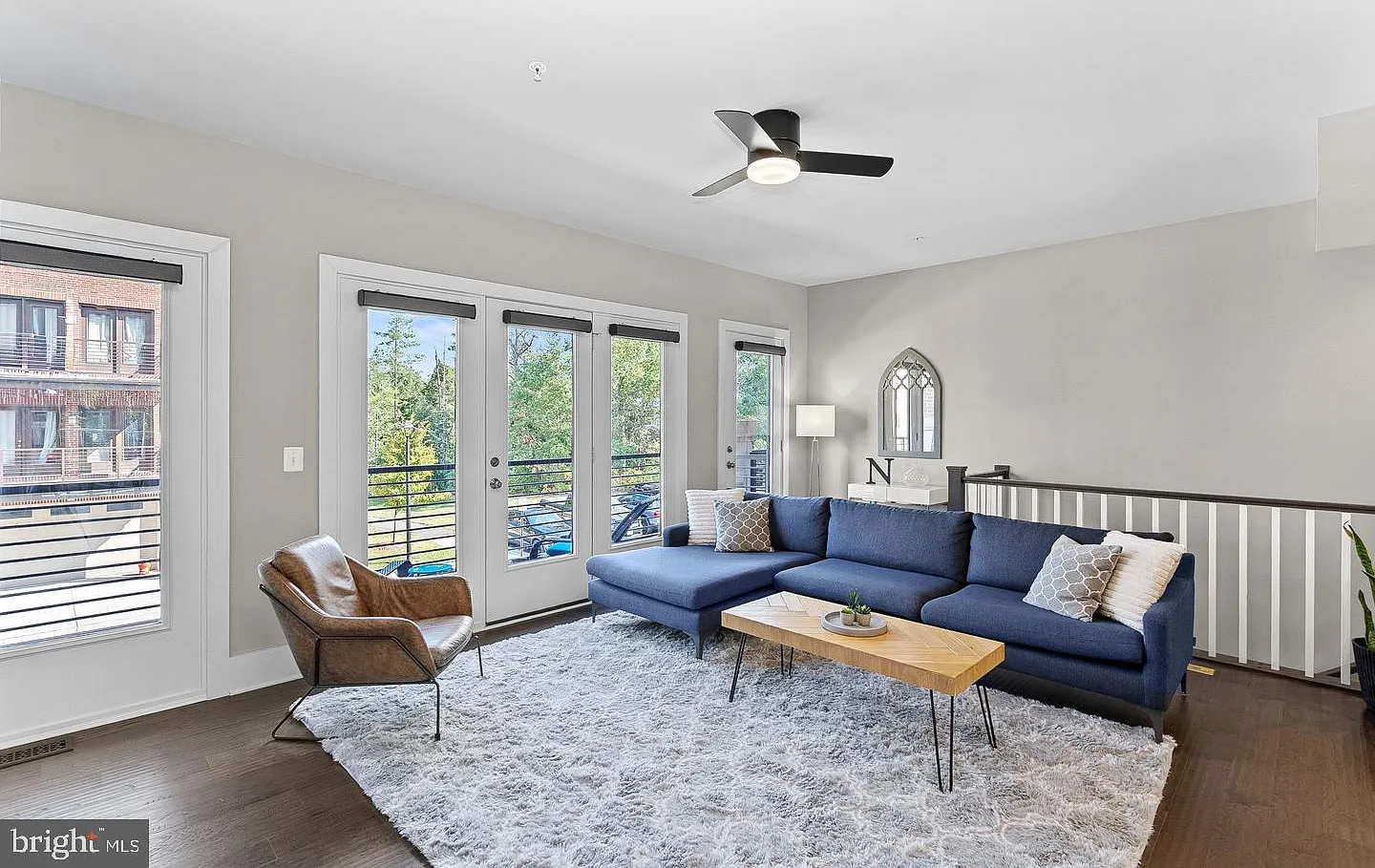 3 bed, 3.5 bath, 2936 sqft, $3,950 — Photo 3