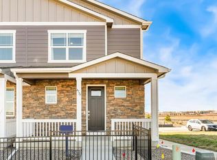 600 Thoroughbred Ln, Johnstown, CO 80534