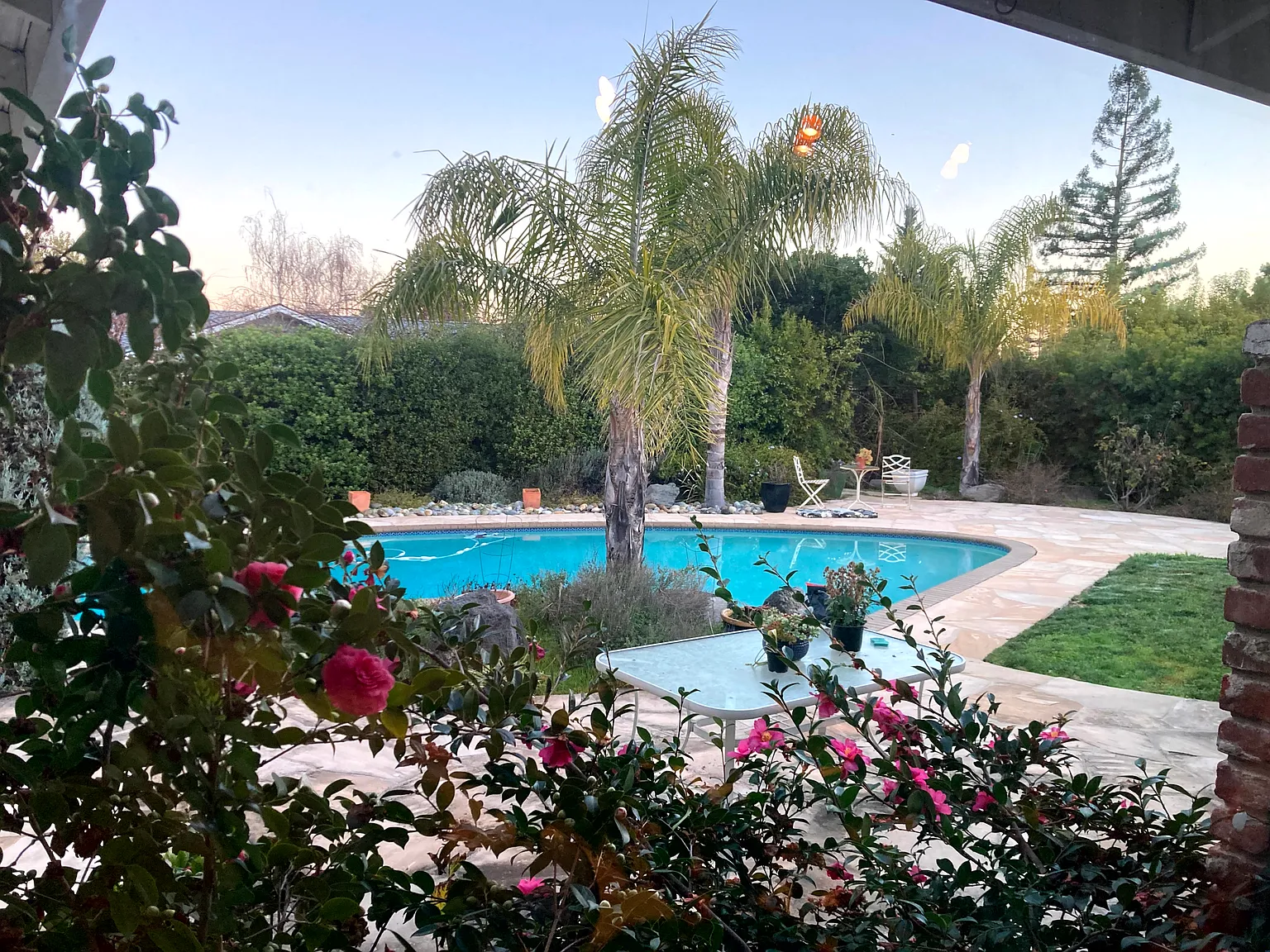 4 bed, 3.5 bath, 2675 sqft, $9,300 — Photo 2