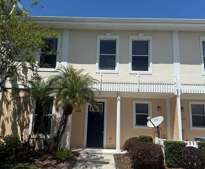 2053 Green Oak Ct — Photo 2