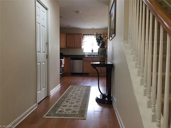 4th image of 3015 Heresford Dr