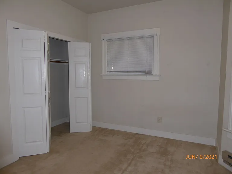 1417 Boylston Ave — Photo 9