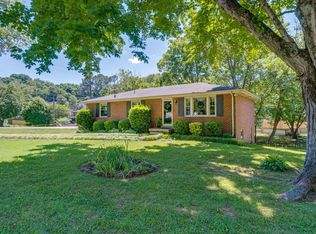 517 Westcrest Dr, Nashville, TN 37211